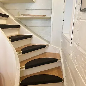Charming House, Rare Historic House From 1779, Whole House Appartement